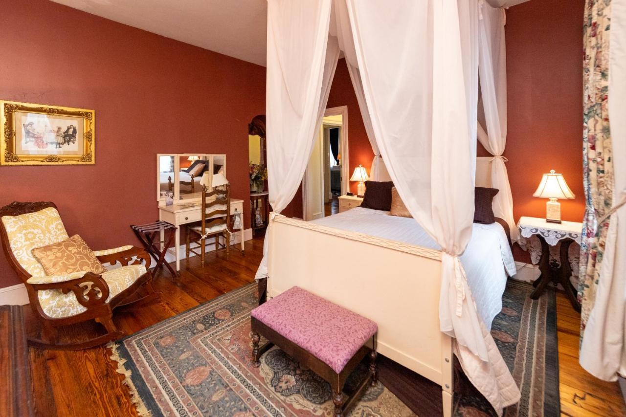 Faunbrook Bed & Breakfast (Adults Only) West Chester Szoba fotó